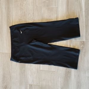 Nike Workout Capri Pants